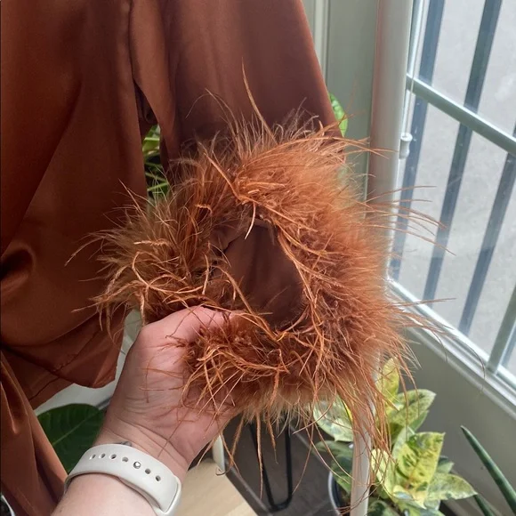 NWOT Rumors Tie-Front Blouse with Feather Cuffs - Picture 6 of 7